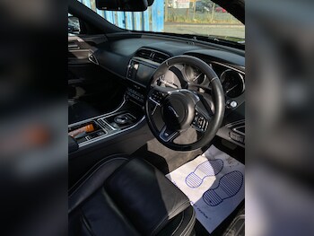Used Jaguar XE 2017 for sale - 78879056: Photo