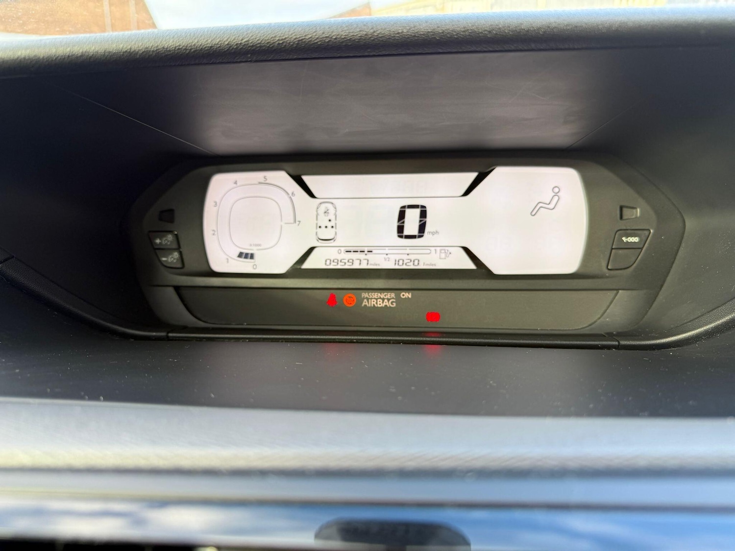 Used Citroen C4 Picasso 2015 for sale - 77898672: Photo 28