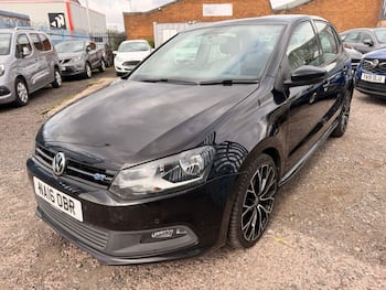 Used Volkswagen Polo 2016 for sale - 79874442: Photo