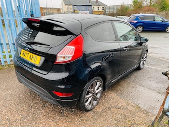 Used Ford Fiesta 2017 for sale - 77512258: Photo