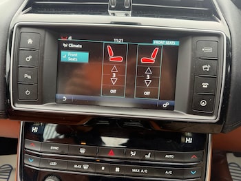 Used Jaguar XE 2015 for sale - 78215142: Photo