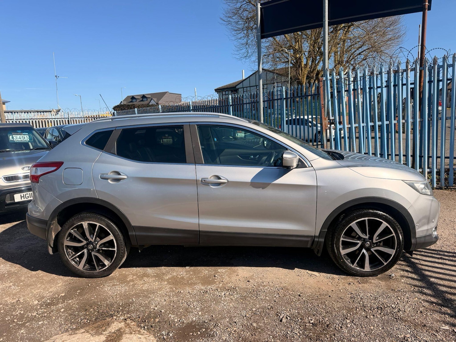 Used Nissan Qashqai for sale - 77970404: Photo 19