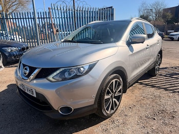 Used Nissan Qashqai 2014 for sale - 77970404: Photo