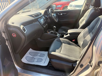 Used Nissan Qashqai 2014 for sale - 77970404: Photo