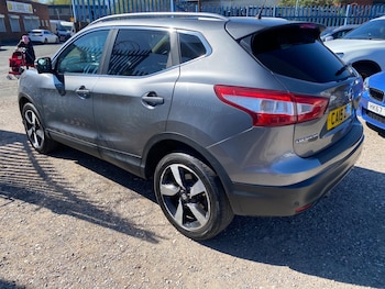Used Nissan Qashqai 2015 for sale - 78375686: Photo