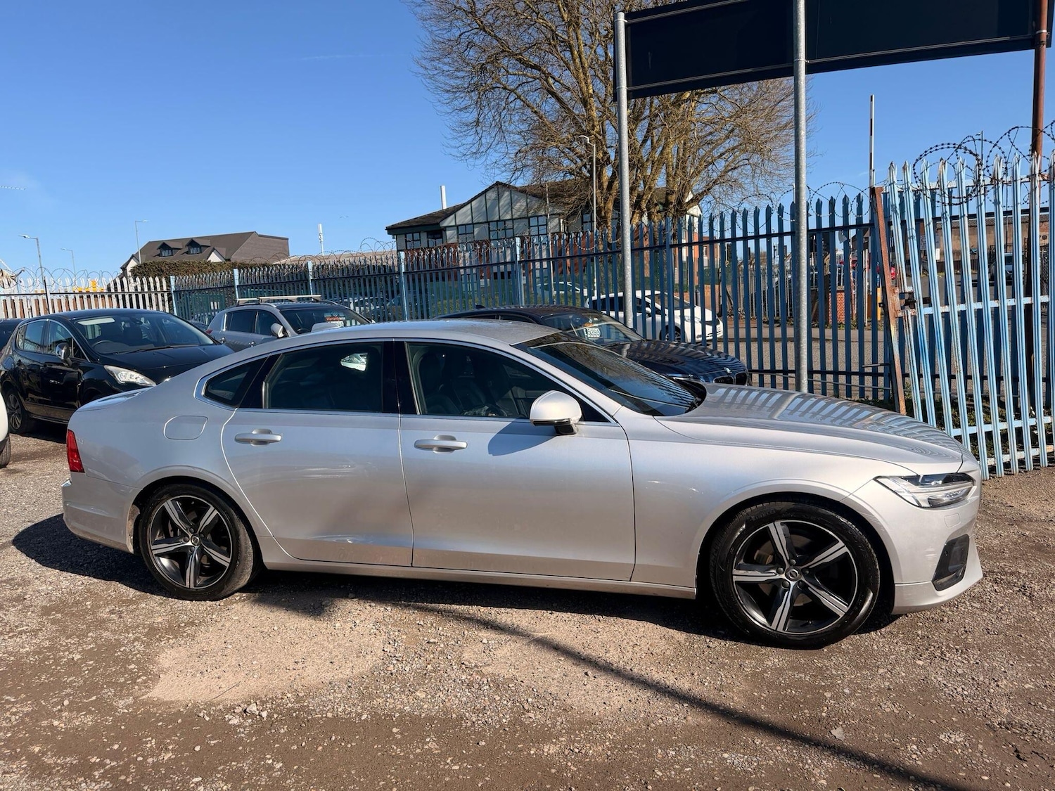Used Volvo S90 2018 for sale - 77970216: Photo 4