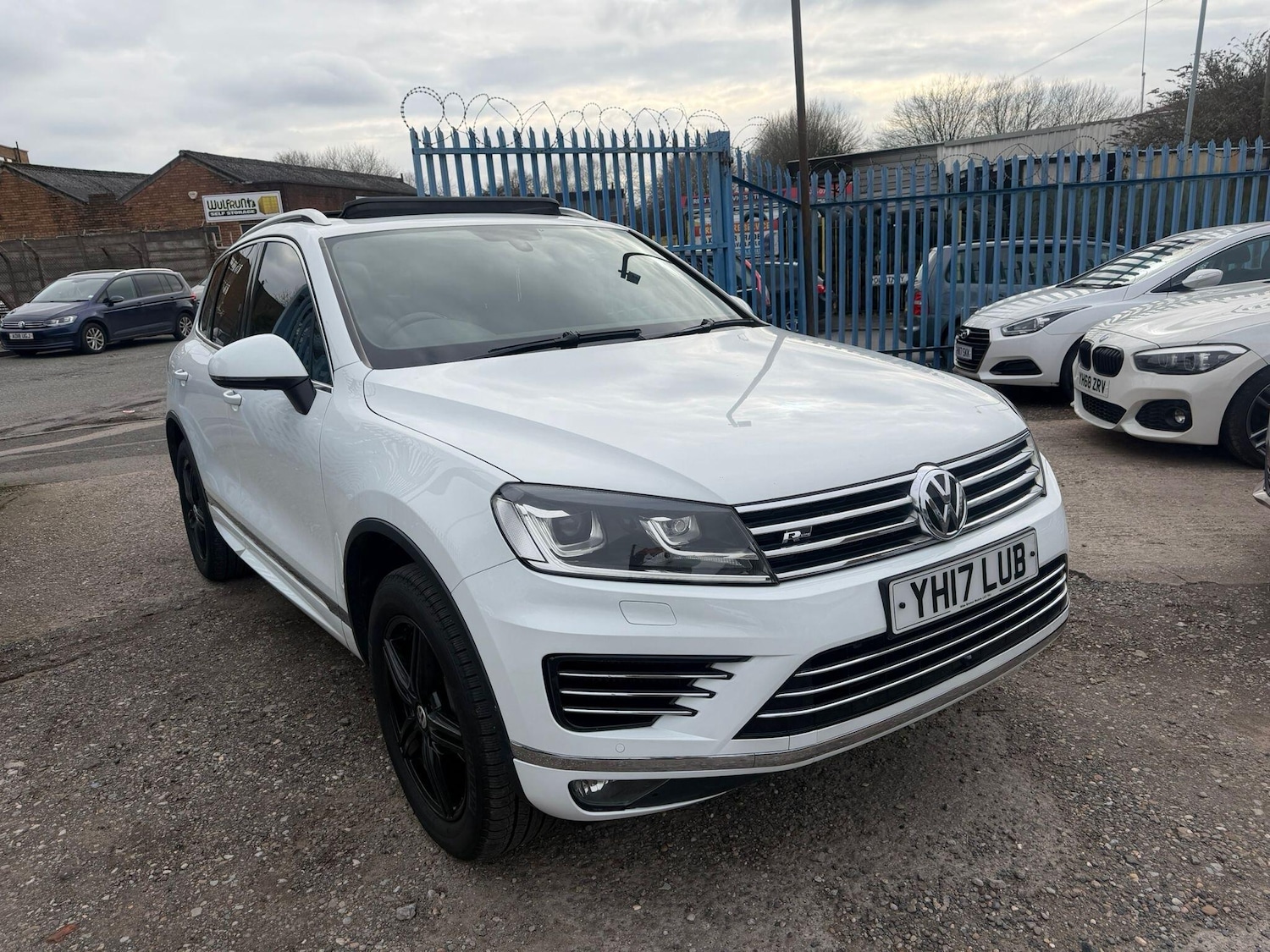 Used Volkswagen Touareg 2017 for sale - 77752875: Photo 26
