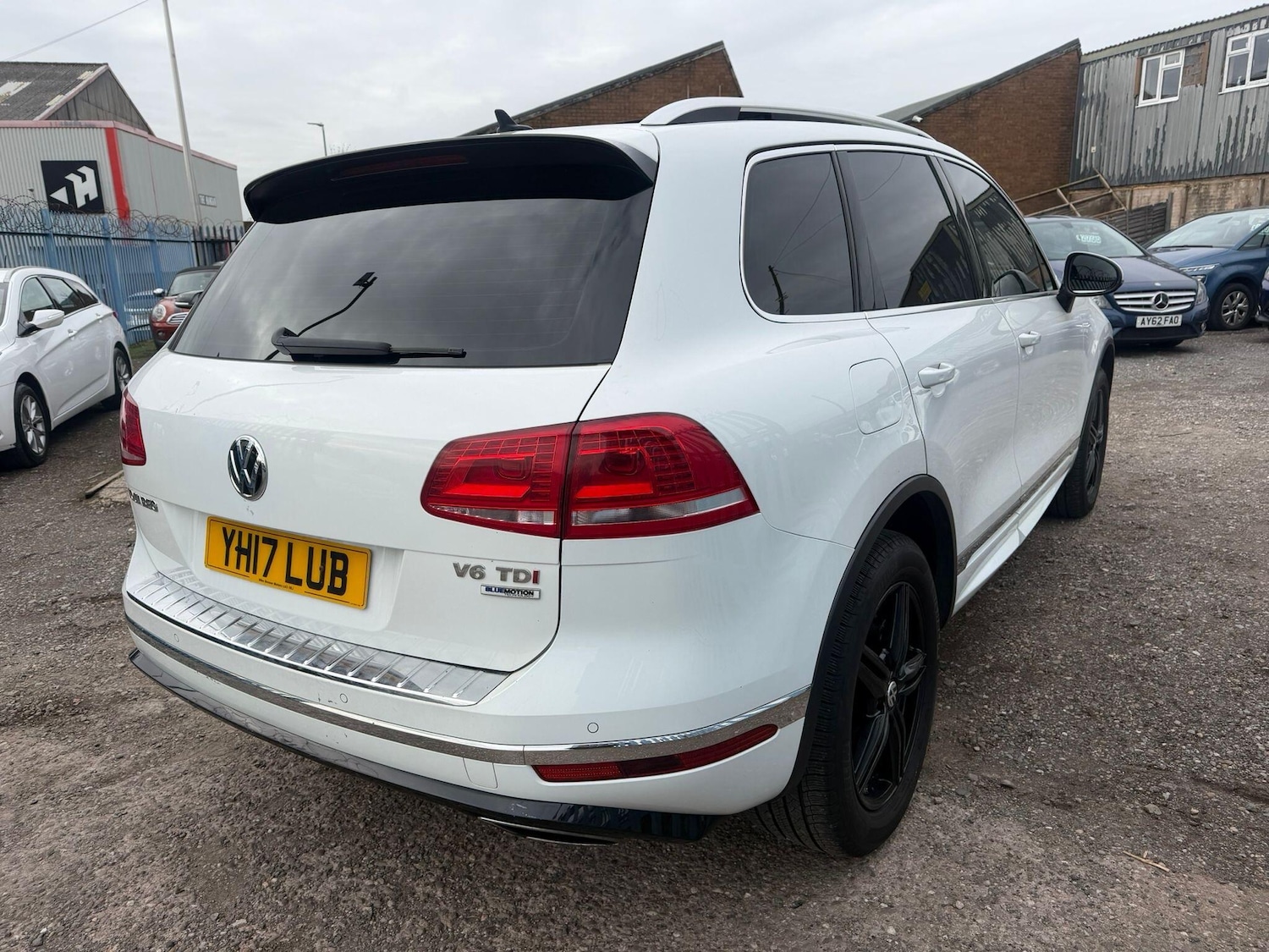 Used Volkswagen Touareg 2017 for sale - 77752875: Photo 3