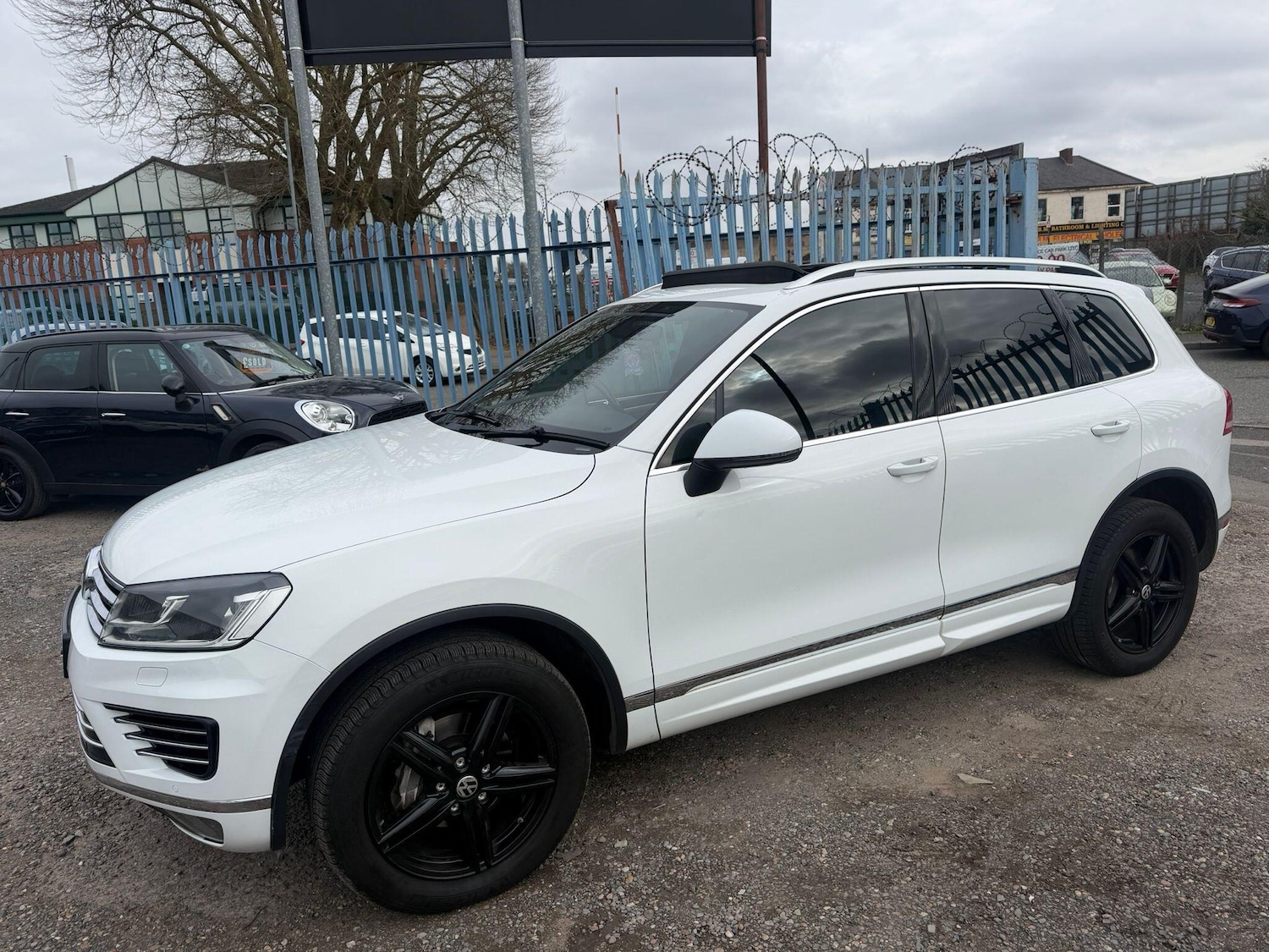 Used Volkswagen Touareg 2017 for sale - 77752875: Photo 4
