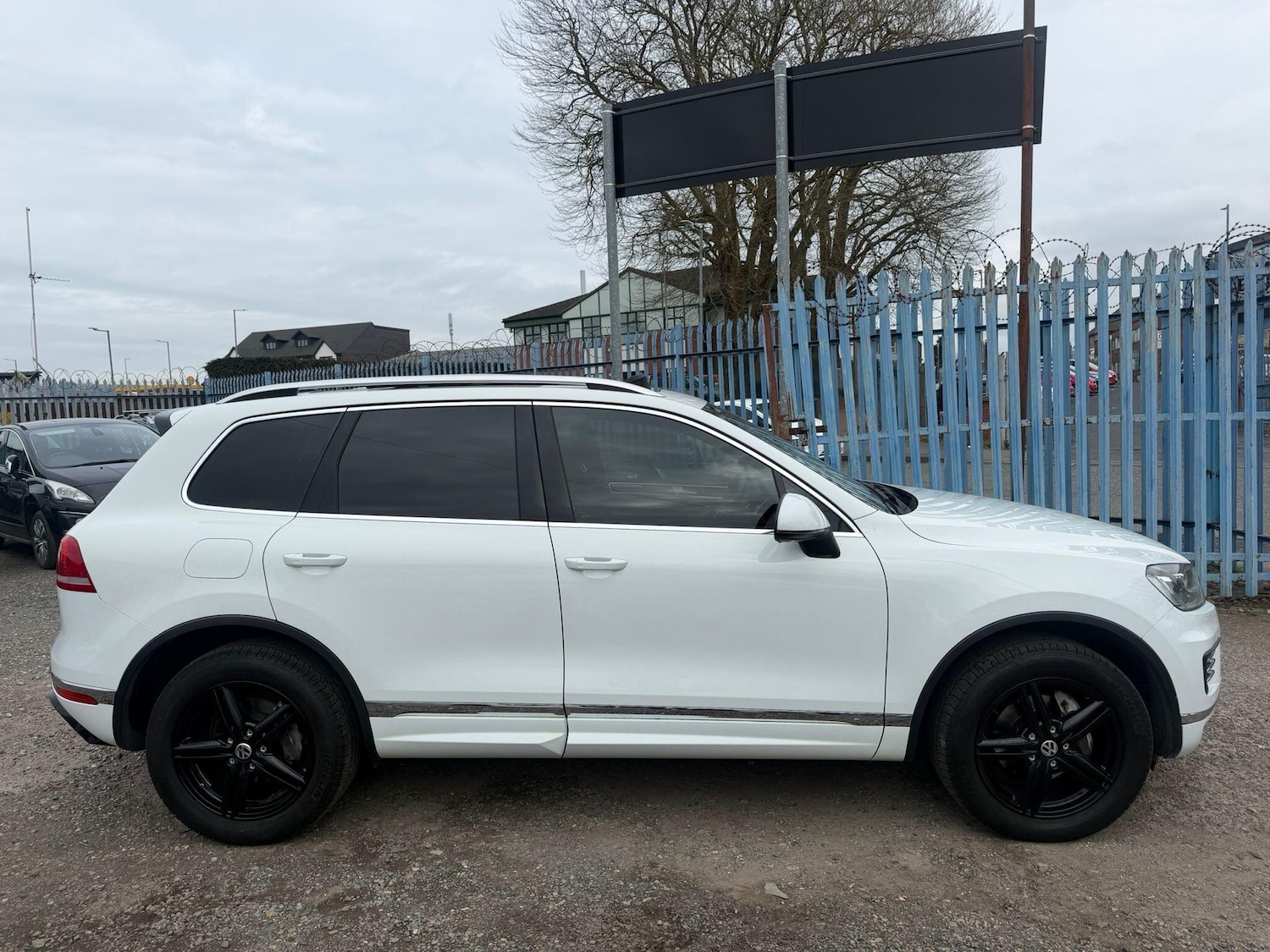 Used Volkswagen Touareg 2017 for sale - 77752875: Photo 6