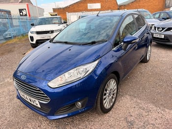 Used Ford Fiesta 2015 for sale - 79658378: Photo