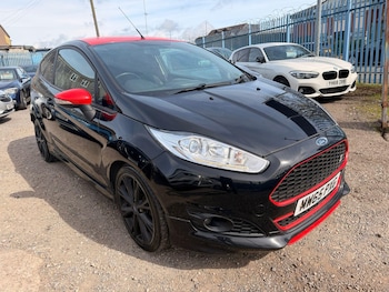 Used Ford Fiesta 2015 for sale - 78157157: Photo