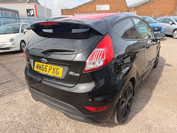 Used Ford Fiesta 2015 for sale - 78157157: Photo