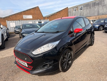 Used Ford Fiesta 2015 for sale - 78157157: Photo