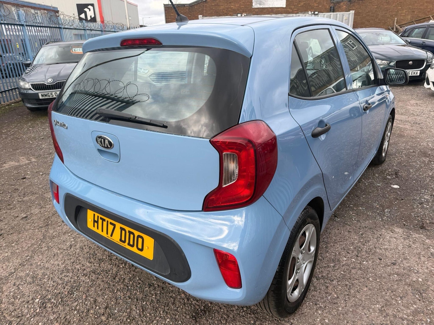 Used Kia Picanto 2017 for sale - 77683508: Photo 15