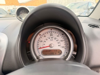Used Suzuki Splash 2011 for sale - 78574165: Photo