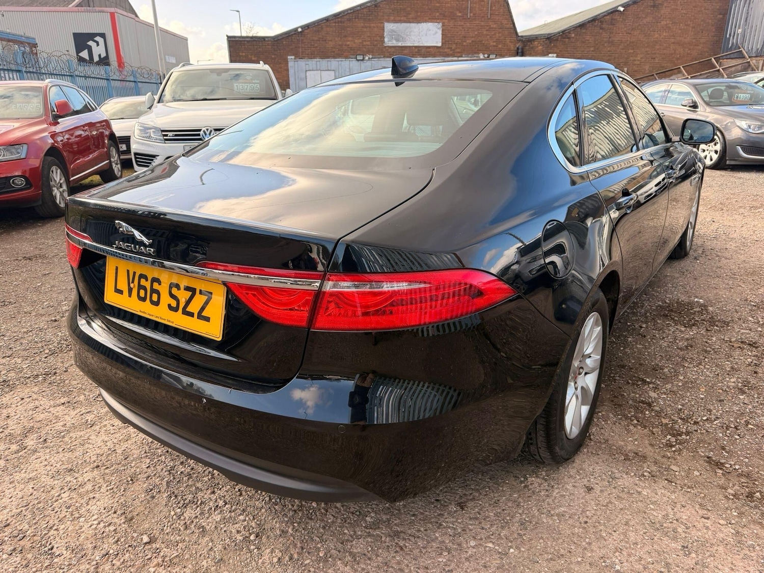 Used Jaguar XF 2016 for sale - 78157843: Photo 9