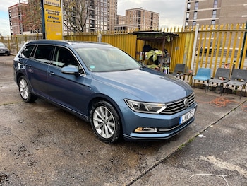 Volkswagen - Passat