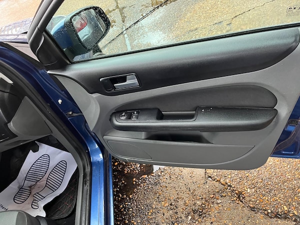 Used Ford Focus 2008 for sale - 73916393: Photo 37
