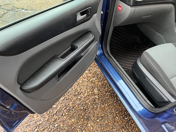 Used Ford Focus 2008 for sale - 73916393: Photo 42