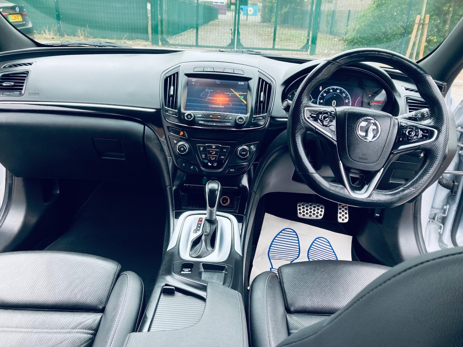 Vehicle 29