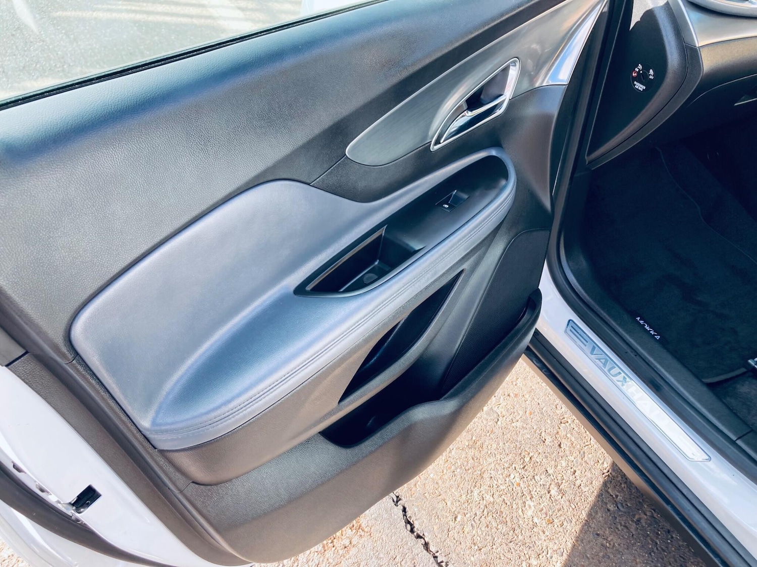 Used Vauxhall Mokka 2015 for sale - 75858284: Photo 42