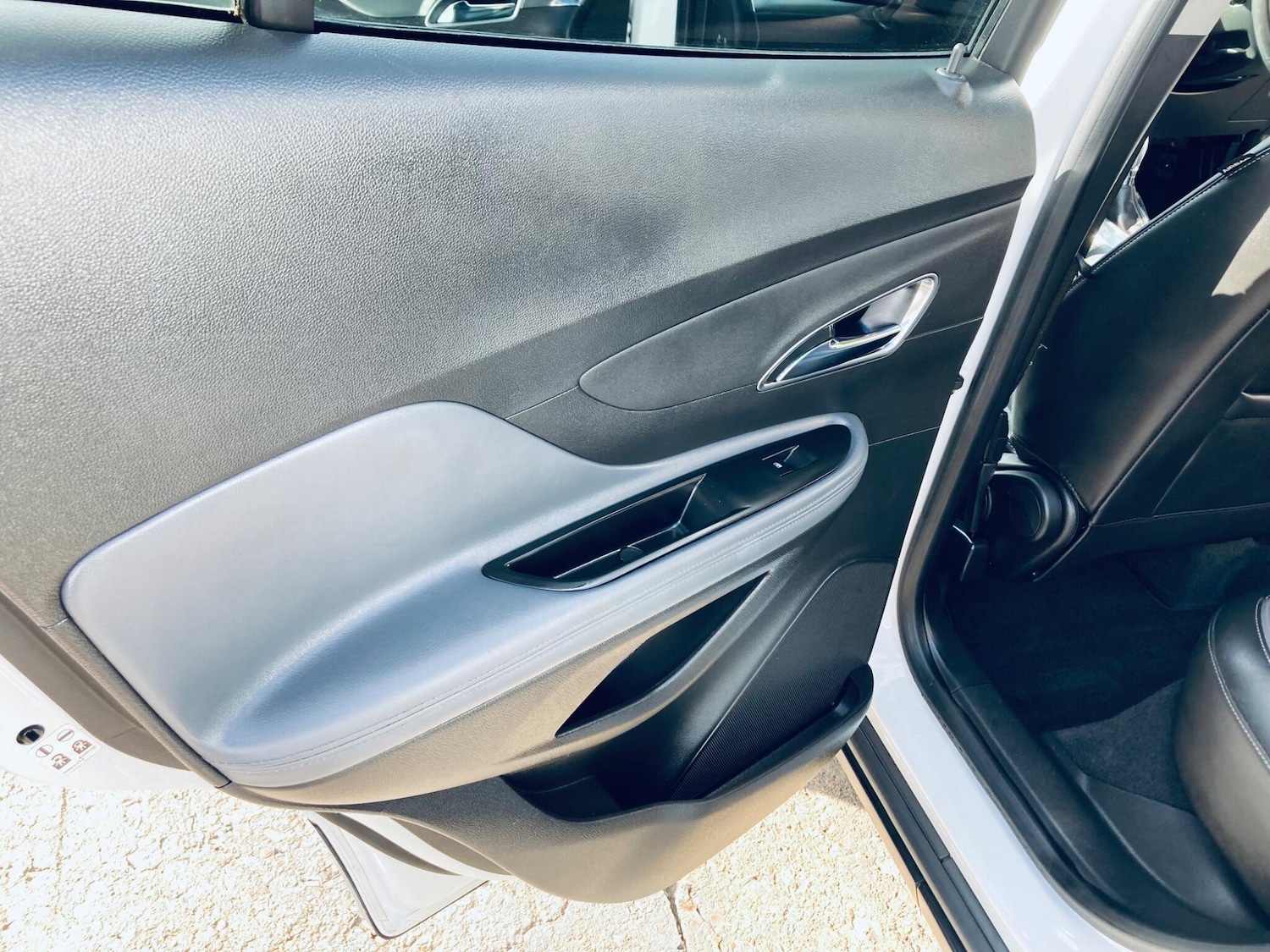 Used Vauxhall Mokka 2015 for sale - 75858284: Photo 44