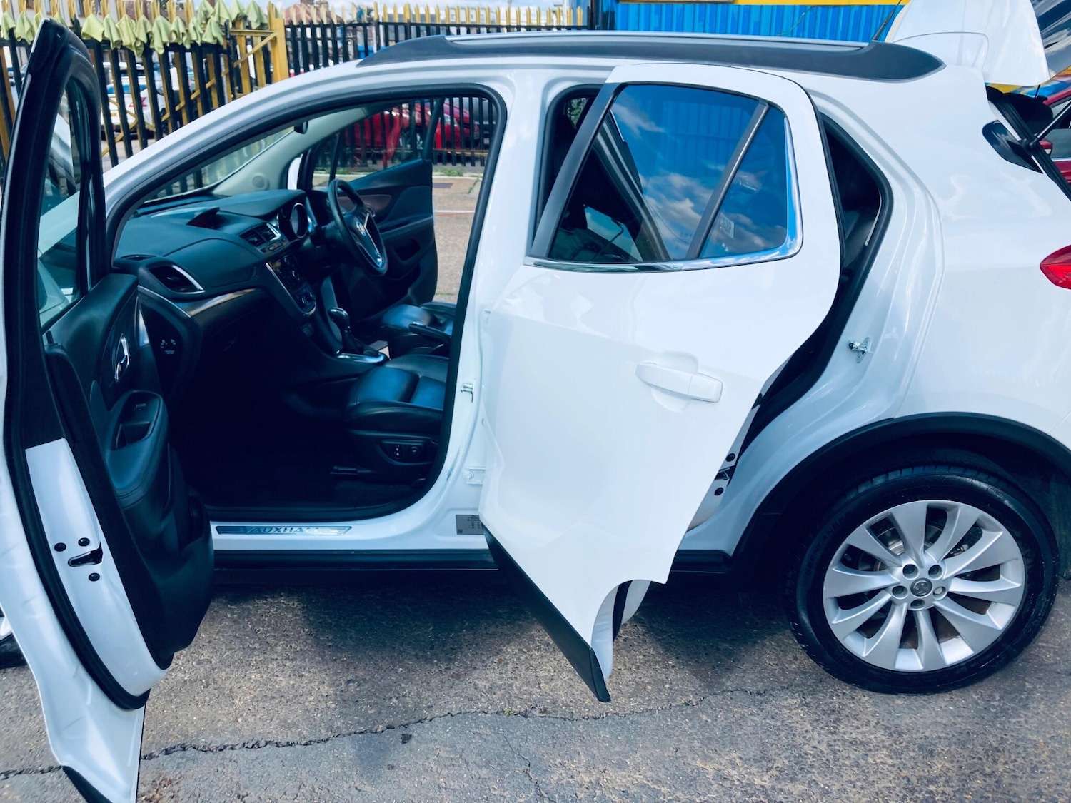 Used Vauxhall Mokka 2015 for sale - 75858284: Photo 46