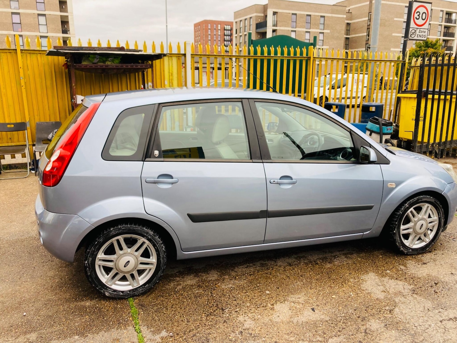 Used Ford Fiesta 2006 for sale - 76260309: Photo 14
