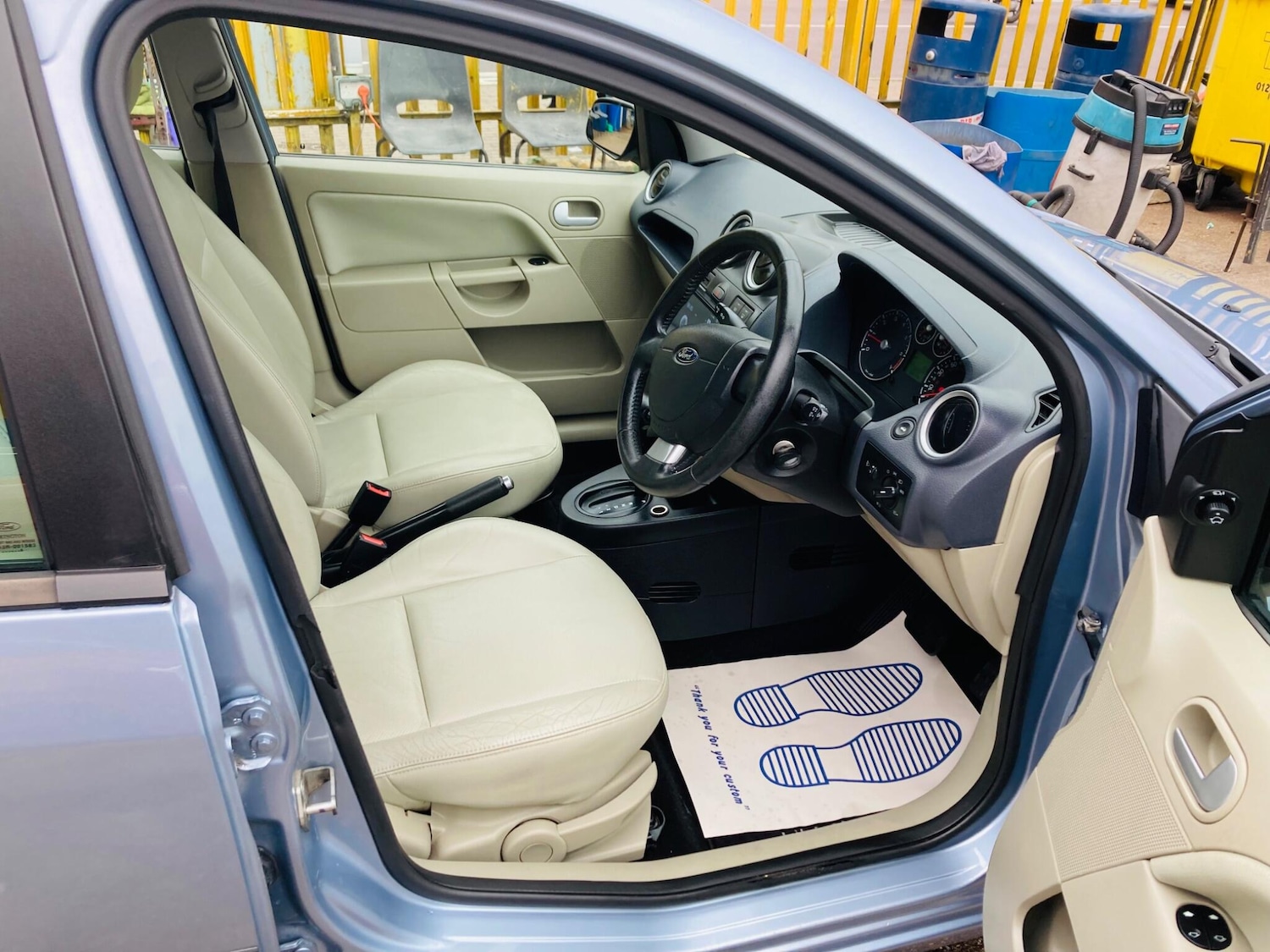 Used Ford Fiesta 2006 for sale - 76260309: Photo 16