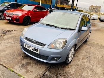 Used Ford Fiesta 2006 for sale - 76260309: Photo 3
