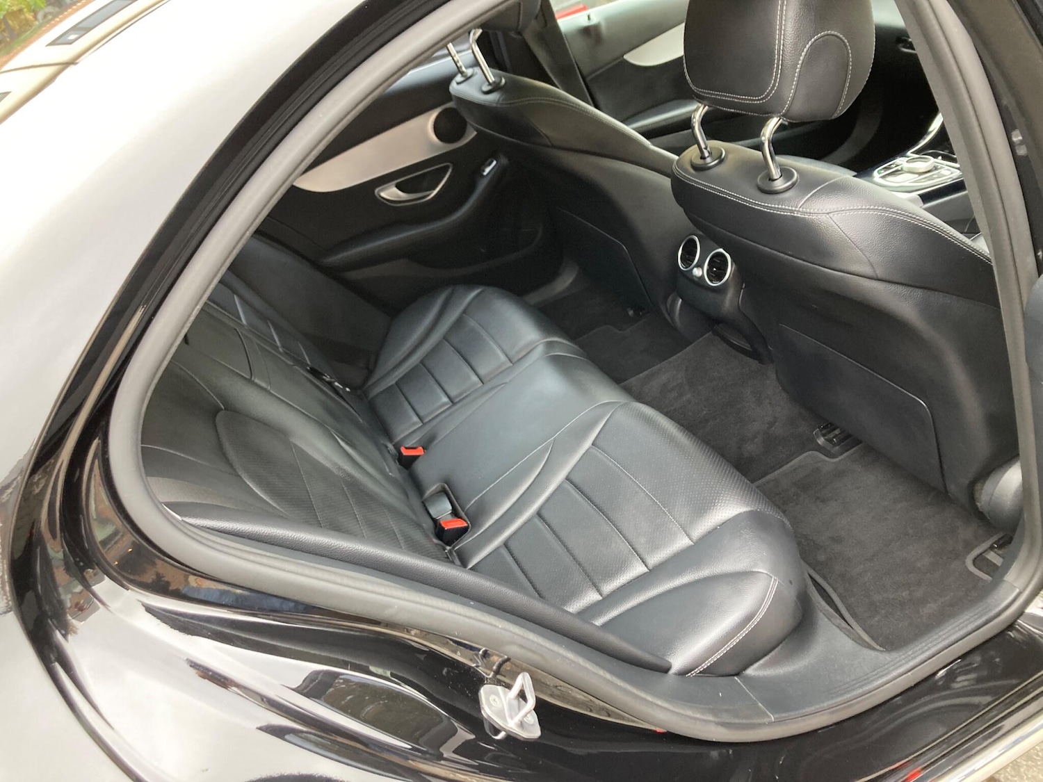 Used Mercedes-Benz C Class 2018 for sale - 76270957: Photo 20