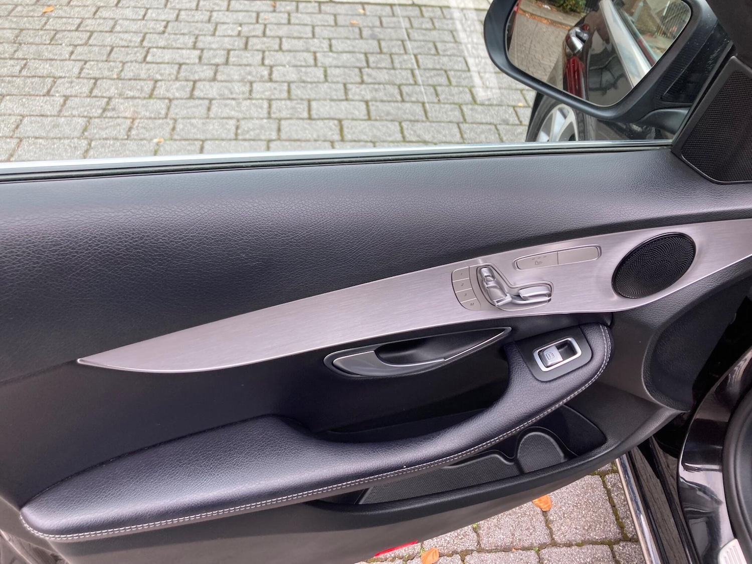 Used Mercedes-Benz C Class 2018 for sale - 76270957: Photo 37