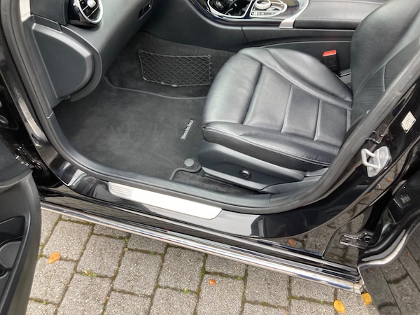 Used Mercedes-Benz C Class 2018 for sale - 76270957: Photo 38