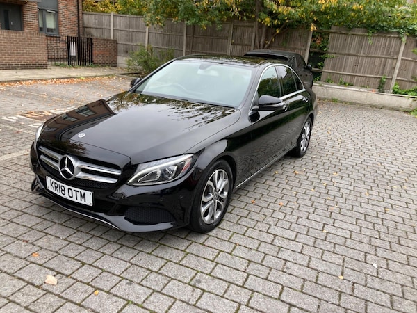 Used Mercedes-Benz C Class 2018 for sale - 76270957: Photo 4