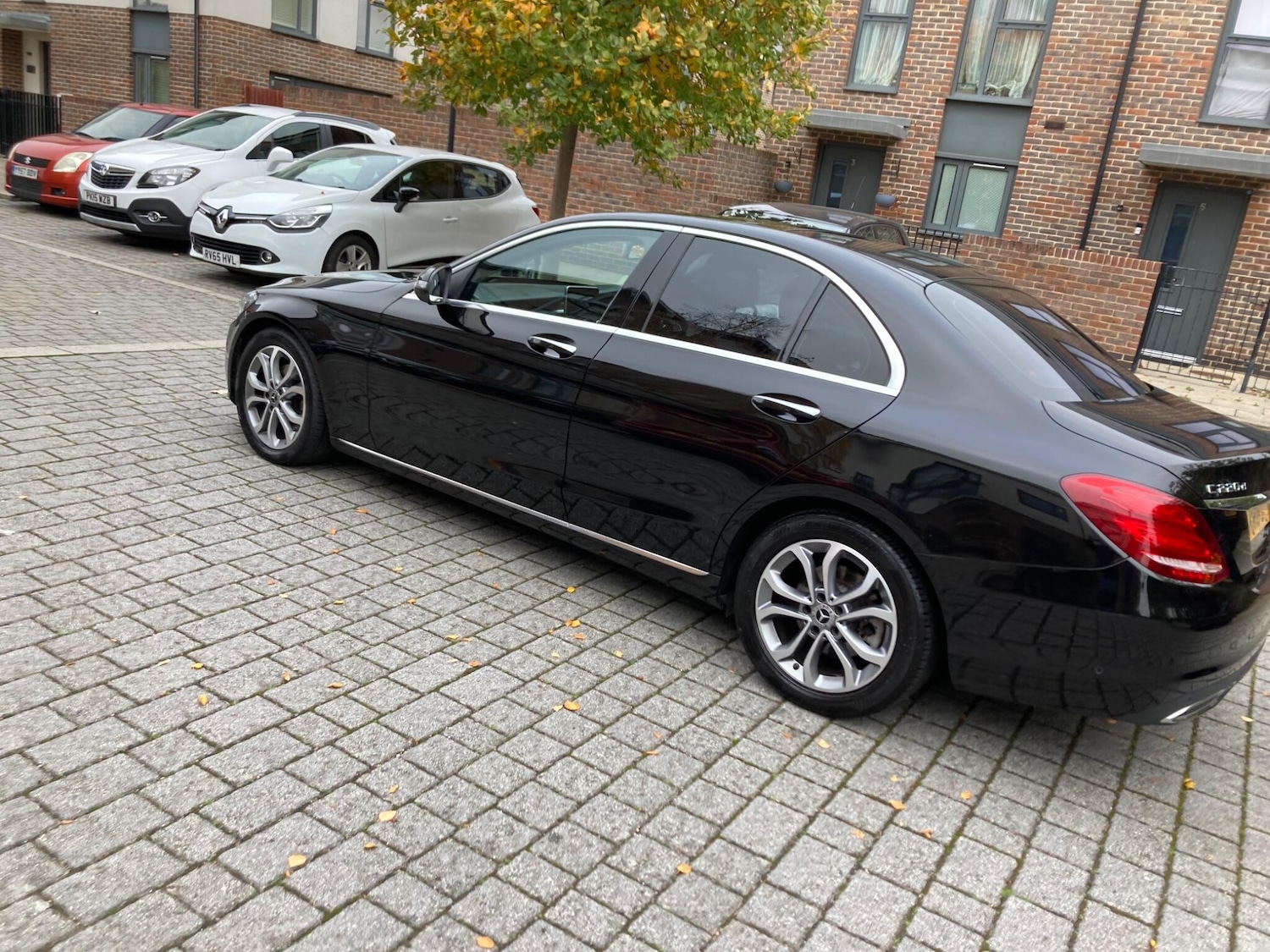 Used Mercedes-Benz C Class 2018 for sale - 76270957: Photo 8