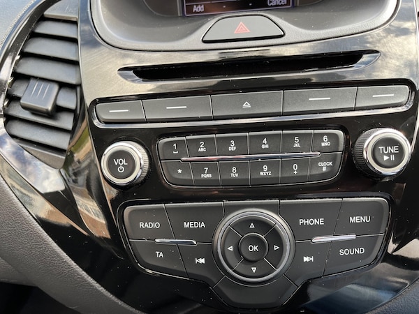 Used Ford Ka+ 2017 for sale - 73859090: Photo 31
