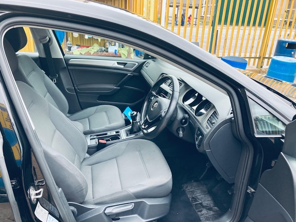 Used Volkswagen Golf 2016 for sale - 74666749: Photo 17