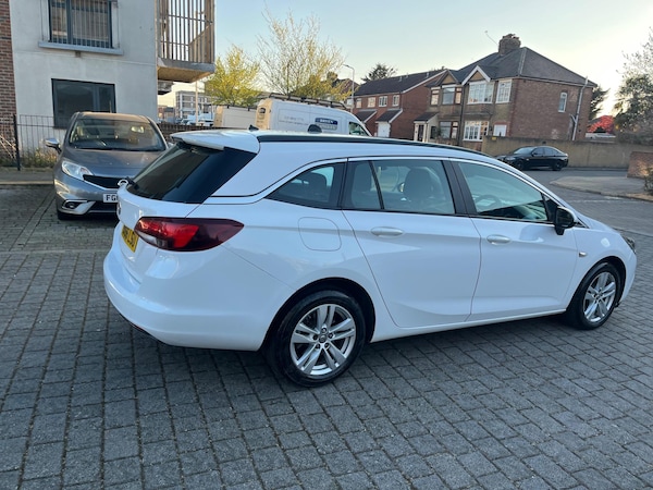 Used Vauxhall Astra 2017 for sale - 74310809: Photo 16