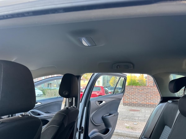 Used Vauxhall Astra 2017 for sale - 74310809: Photo 24