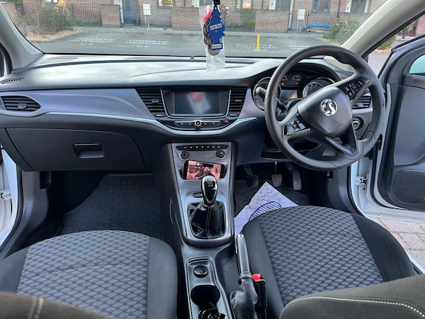 Used Vauxhall Astra 2017 for sale - 74310809: Photo 27