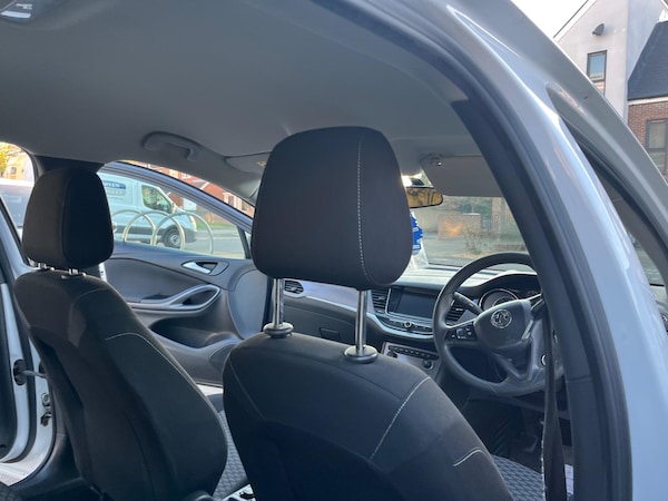 Used Vauxhall Astra 2017 for sale - 74310809: Photo 29