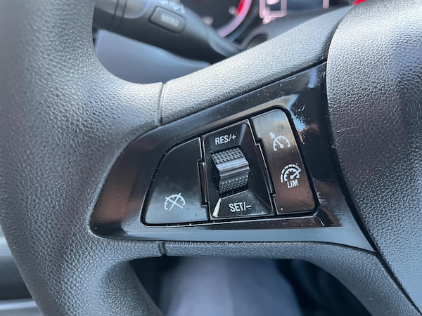 Used Vauxhall Astra 2017 for sale - 74310809: Photo 46