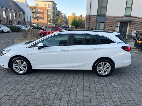 Used Vauxhall Astra 2017 for sale - 74310809: Photo 8