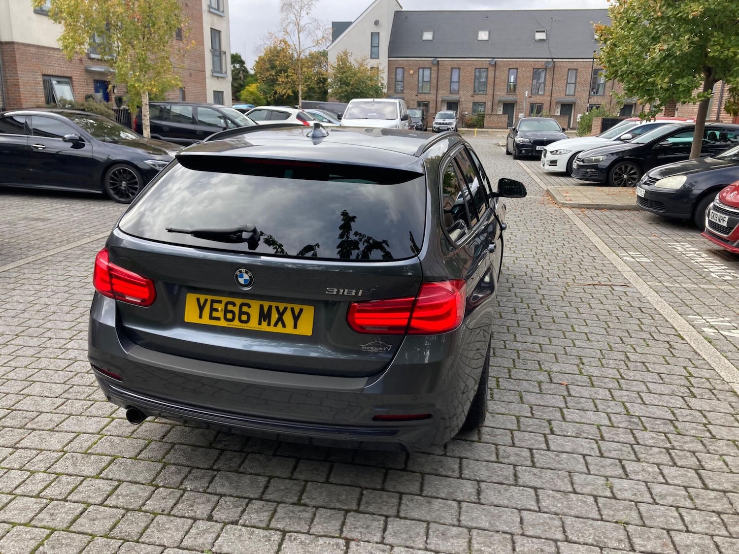 Used BMW 3 Series 2016 for sale - 76151188: Photo 11