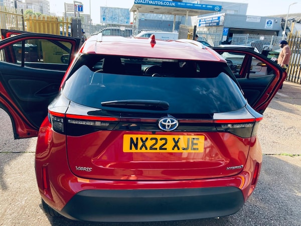 Used Toyota Yaris Cross 2022 for sale - 75646427: Photo 32
