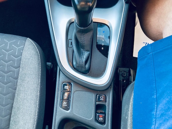 Used Toyota Yaris Cross 2022 for sale - 75646427: Photo 39
