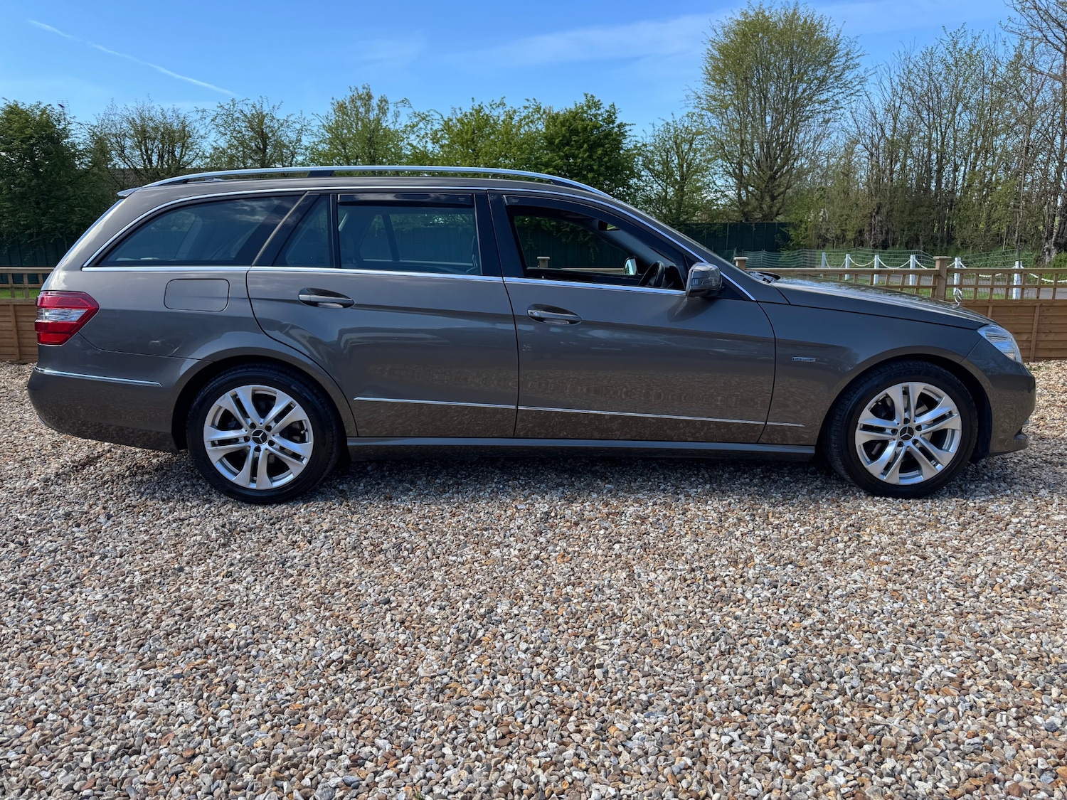 Used Mercedes-Benz E Class 2012 for sale - 78151042: Photo 3