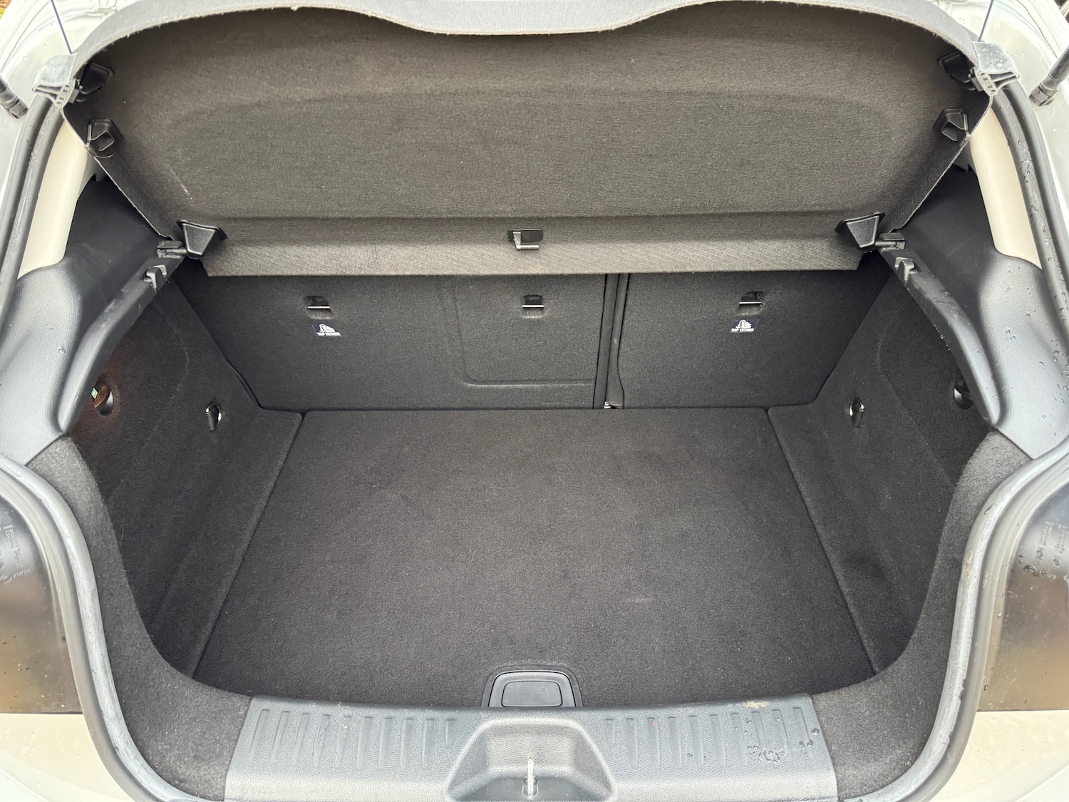 Used Mercedes-Benz A-Class 2014 for sale - 76391961: Photo 22