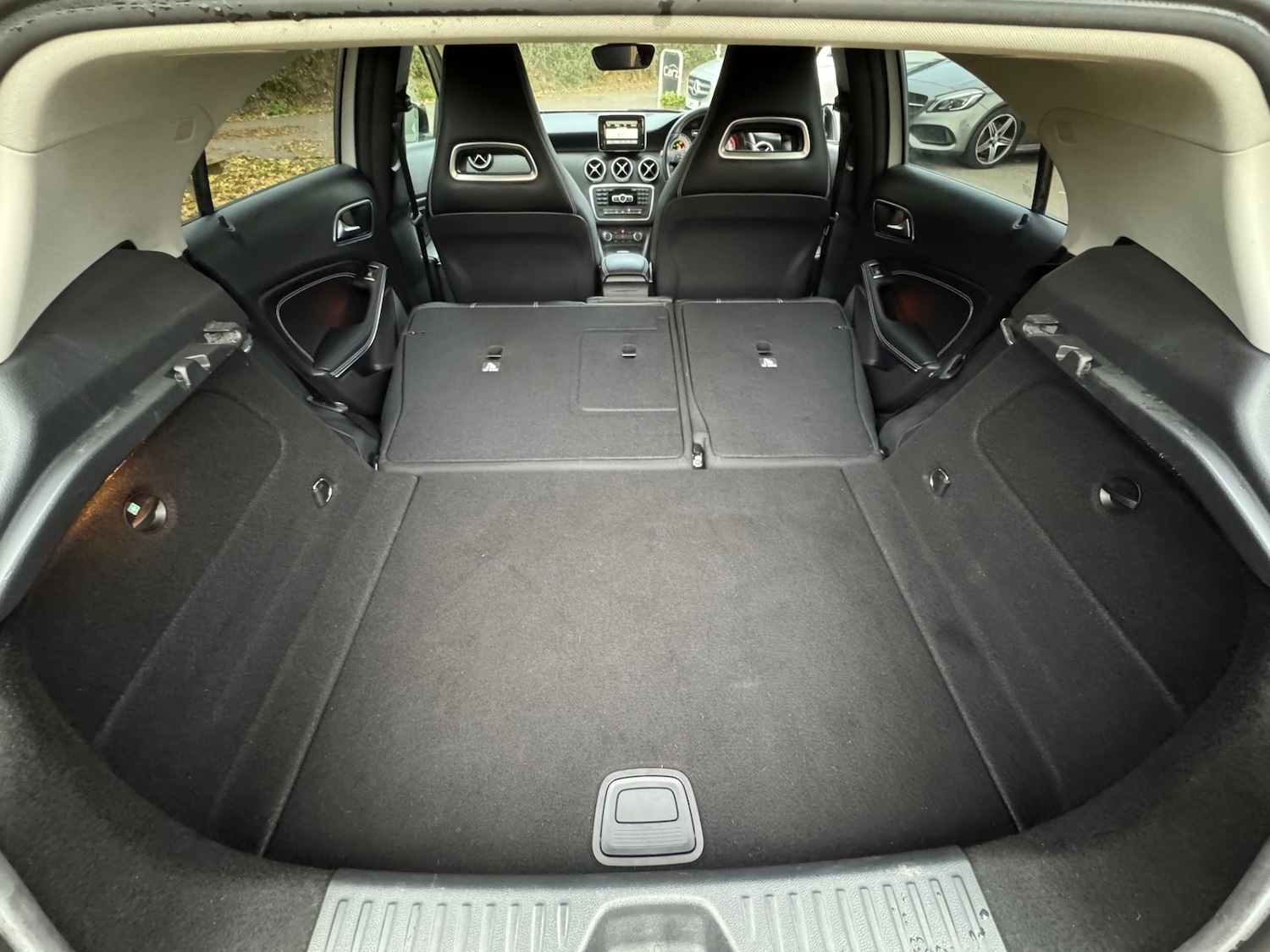 Used Mercedes-Benz A-Class 2014 for sale - 76391961: Photo 24